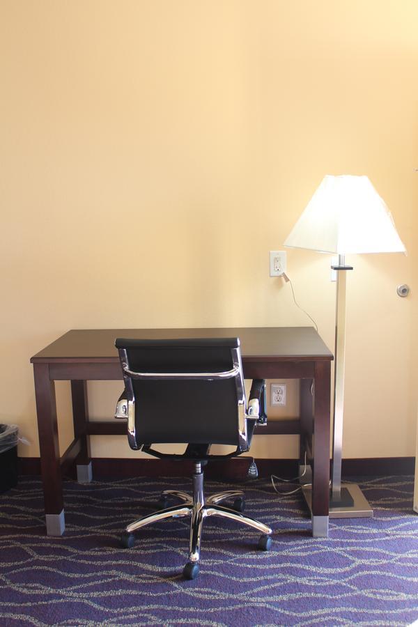 Express Inn And Suites Humble Kültér fotó
